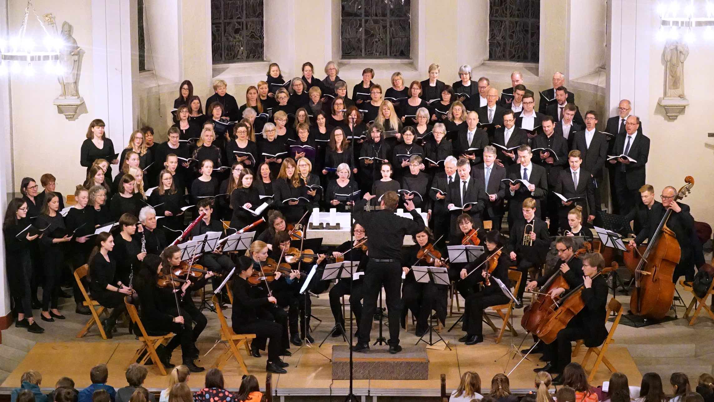 Chor Heubach 2019.jpg